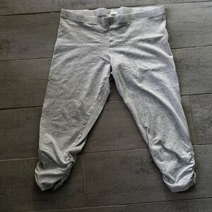 Light Gray Women’s Athletic Capris